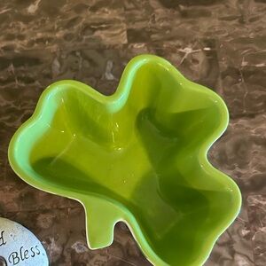 Green Shamrock Kids Bath Dish
